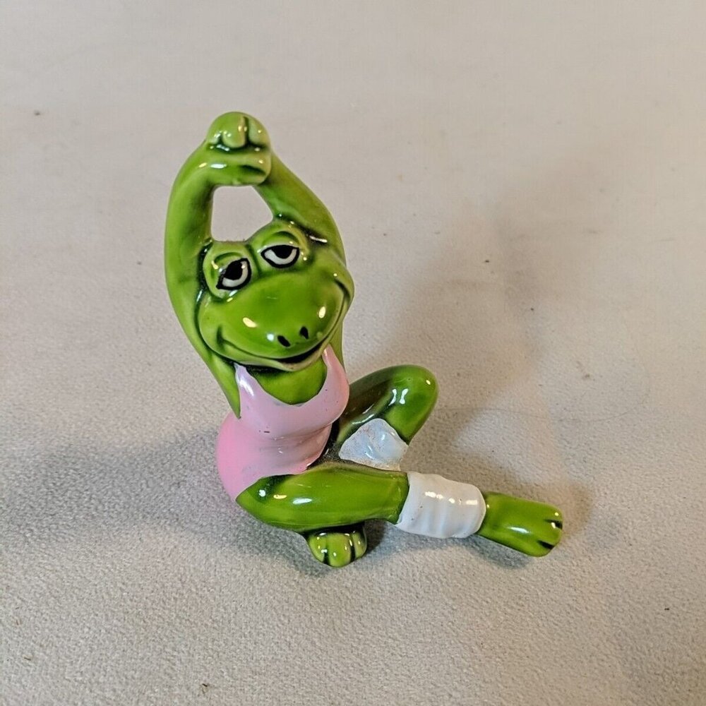 Capilano Vancouver Japan Vintage Dance Frog Green Pink Leotard Exercise Ceramic